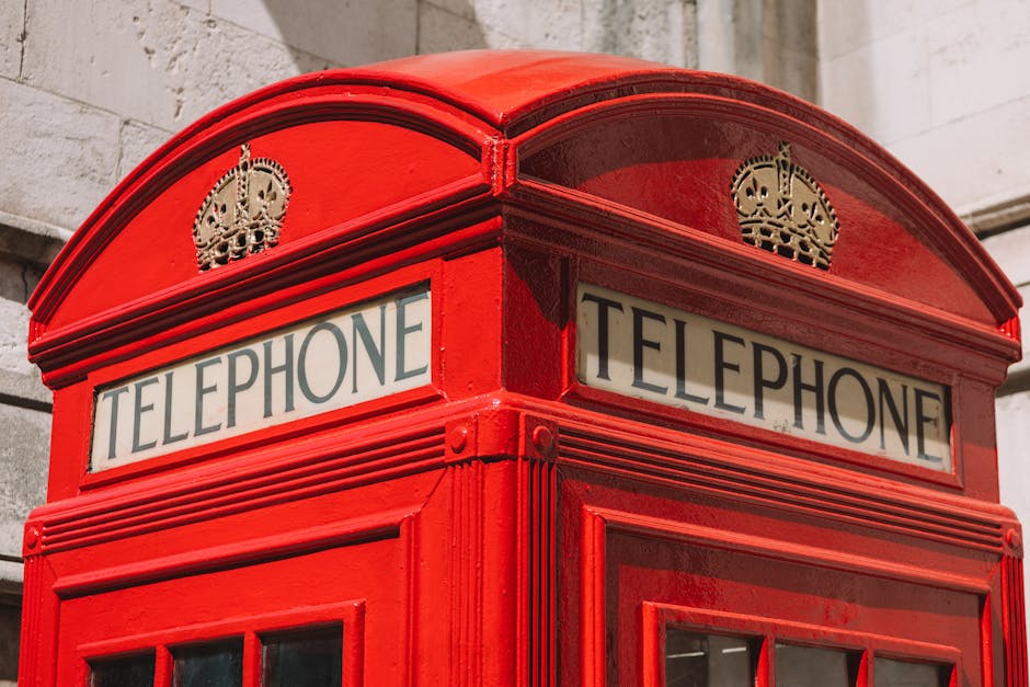 Red telephone box K6