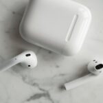 wireless earbud vulnerability