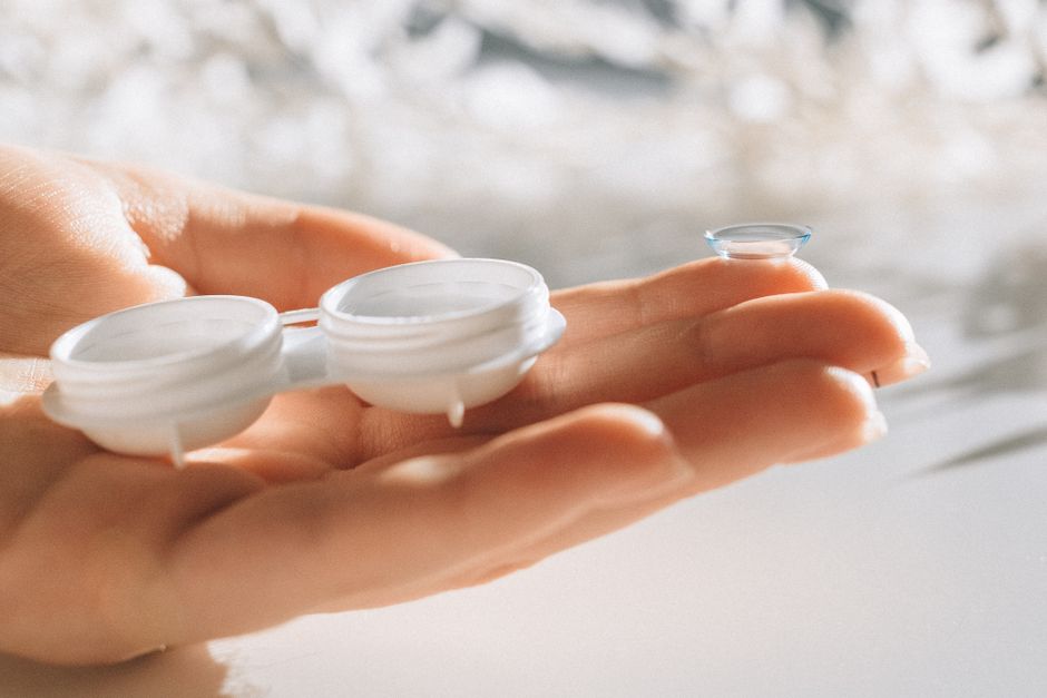 self-healing contact lens