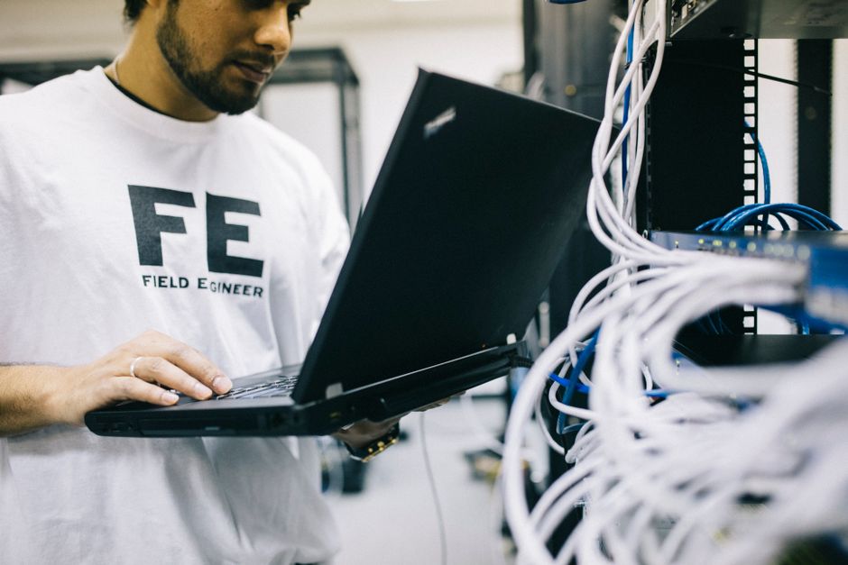 data center electricians