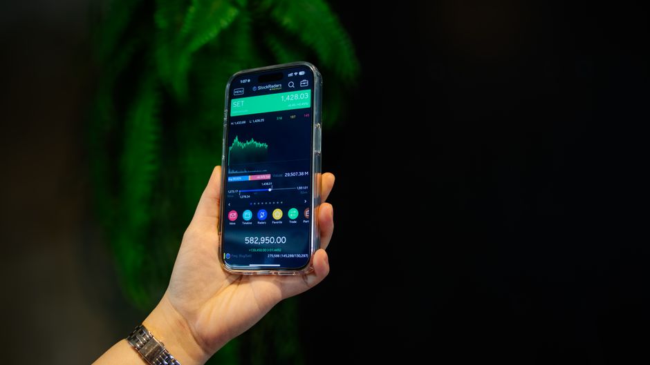 smartphone market share 2026
