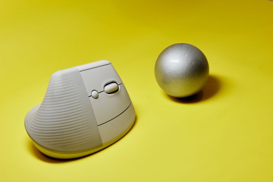 trackball mouse design