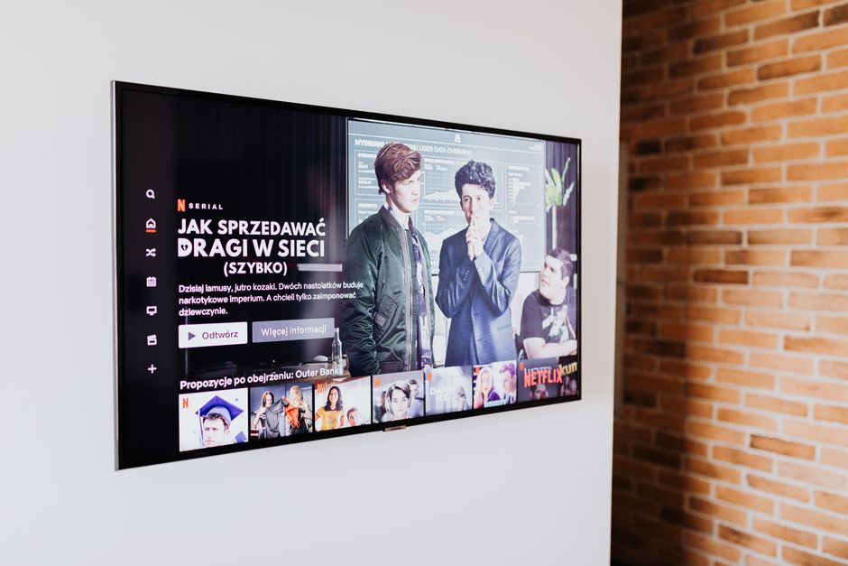 smart TV surveillance