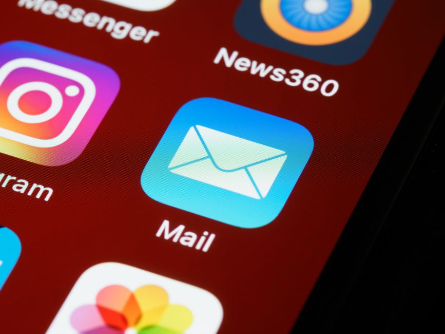 Thunderbird iOS app interface